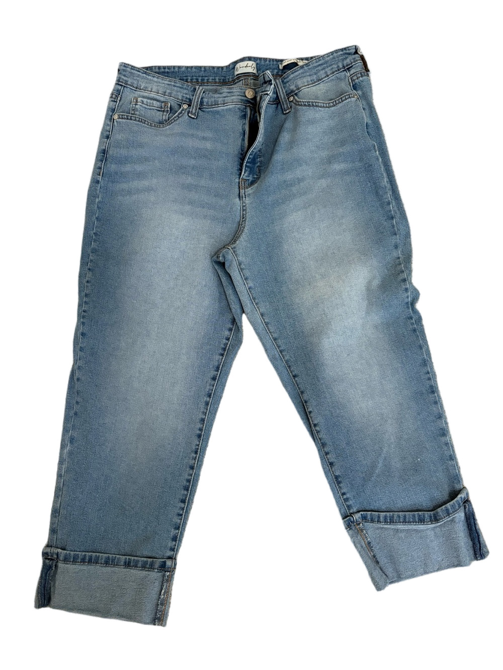 Wonderly Cuffed Crop High Rise Light Wash Jeans